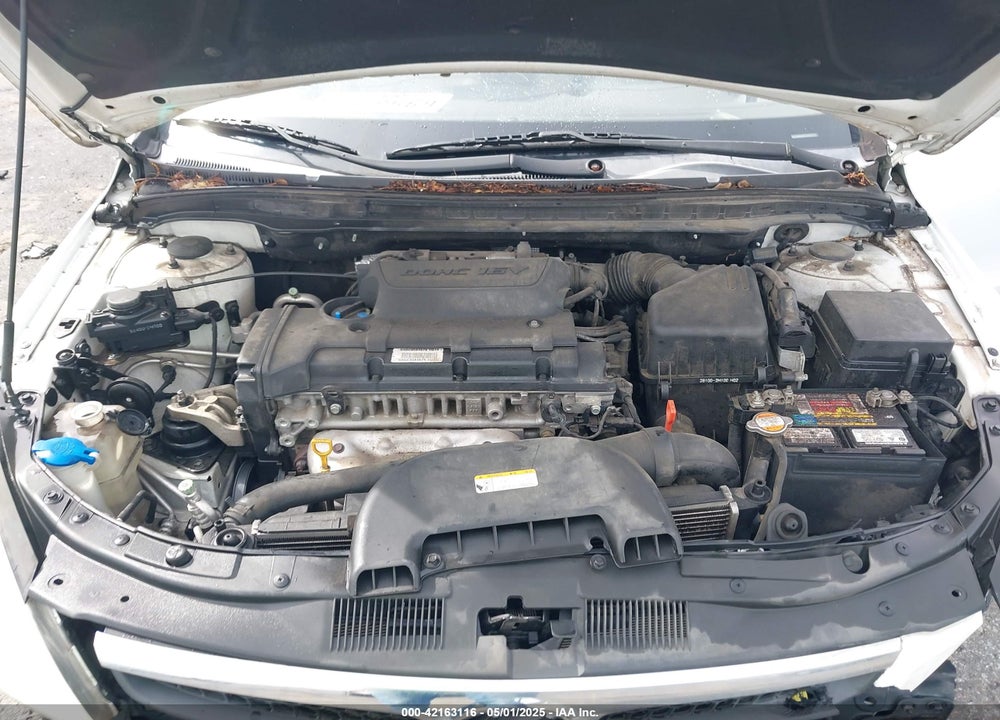 2010 HYUNDAI ELANTRA TOURING GLS VIN: KMHDB8AE5AU052721