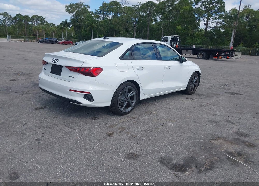 2024 AUDI A3 PREMIUM PLUS 40 TFSI QUATTRO S TRONIC VIN: WAUHUDGY9RA135413