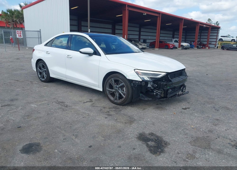 2024 AUDI A3 PREMIUM PLUS 40 TFSI QUATTRO S TRONIC VIN: WAUHUDGY9RA135413