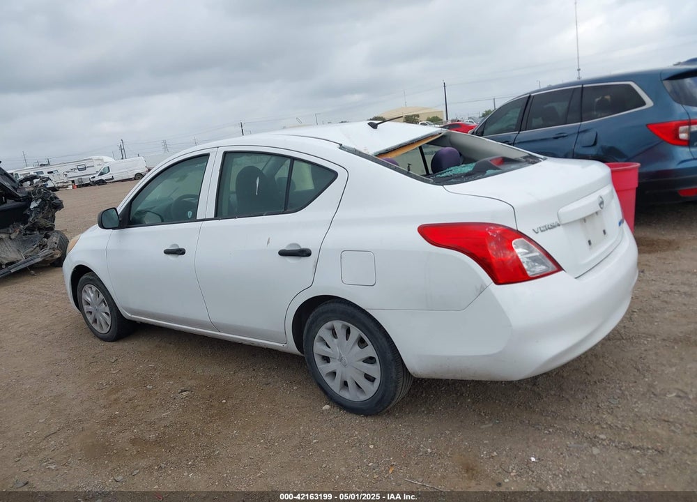 2014 NISSAN VERSA 1.6 S+ VIN: 3N1CN7AP1EL823701
