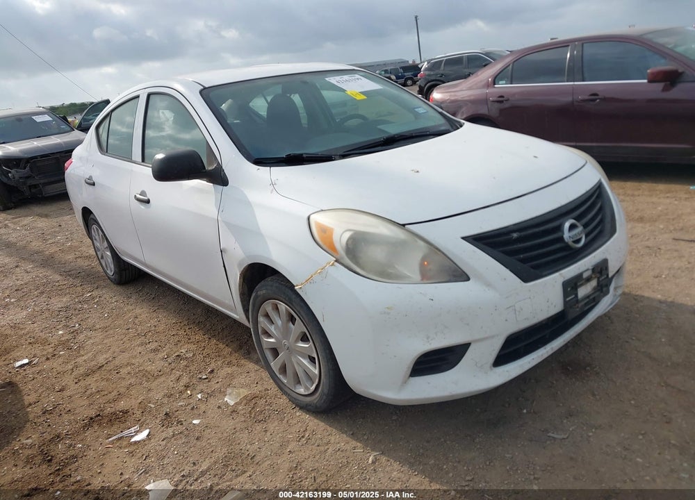 2014 NISSAN VERSA 1.6 S+ VIN: 3N1CN7AP1EL823701