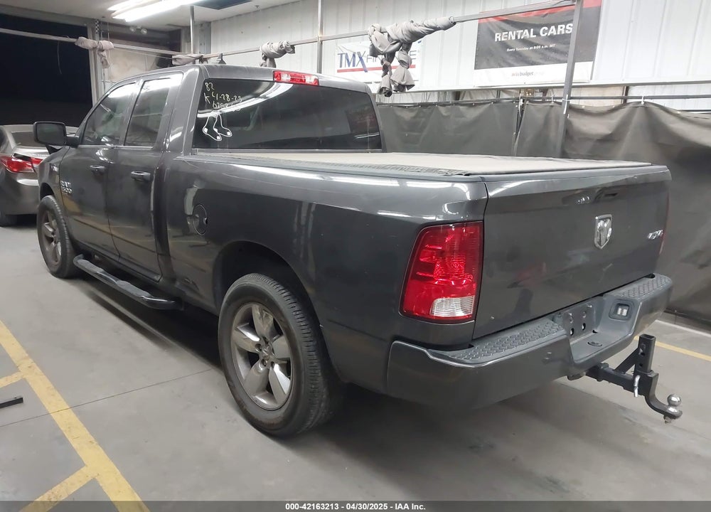 2019 RAM 1500 CLASSIC EXPRESS  4X4 6'4" BOX VIN: 1C6RR7FG6KS625365