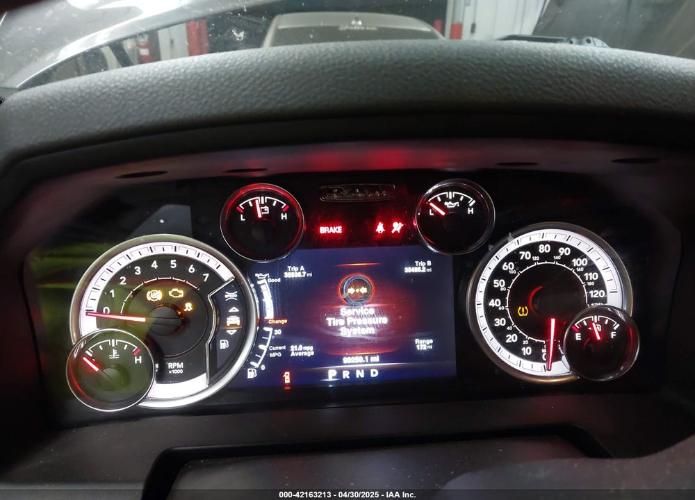 2019 RAM 1500 CLASSIC EXPRESS  4X4 6'4" BOX VIN: 1C6RR7FG6KS625365