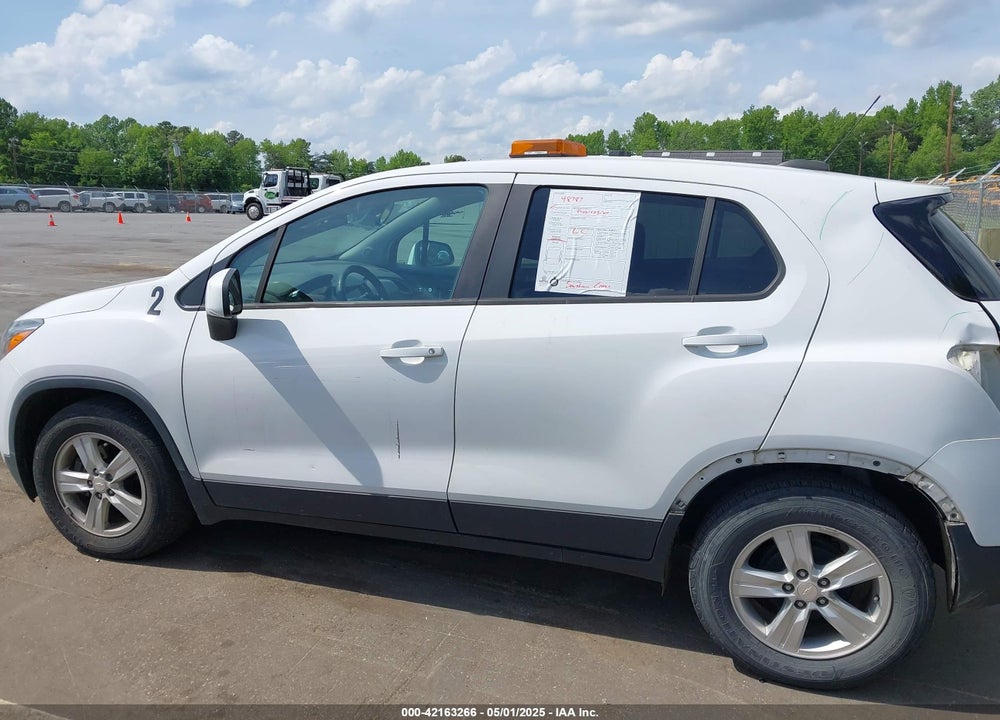 2019 CHEVROLET TRAX VIN: 3GNCJKSB2KL387507