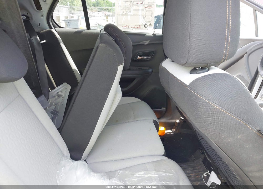 2019 CHEVROLET TRAX VIN: 3GNCJKSB2KL387507