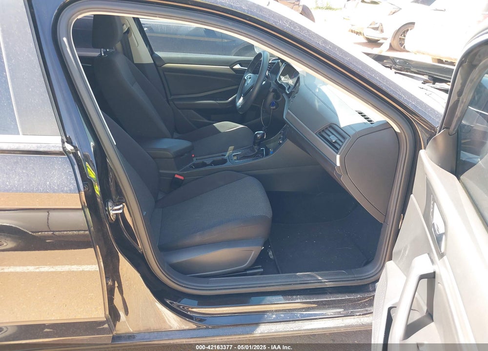 2020 VOLKSWAGEN JETTA VIN: 3VWCB7BU9LM059871