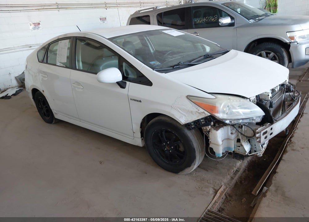 2013 TOYOTA PRIUS TWO VIN: JTDKN3DUXD5591018