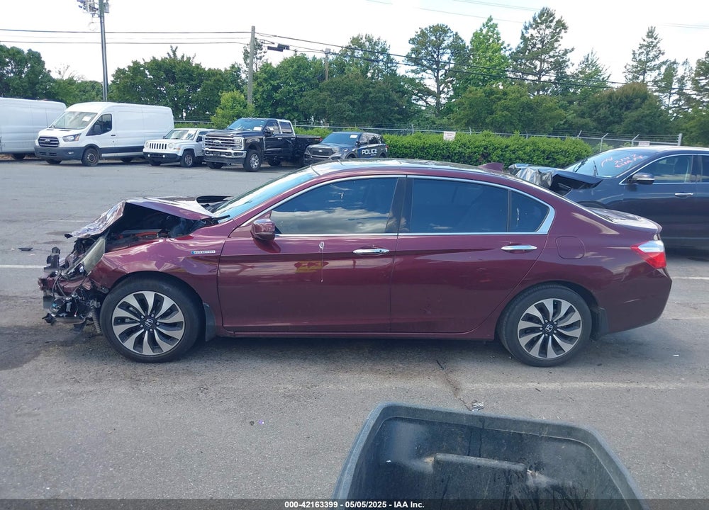 2015 HONDA ACCORD HYBRID VIN: 1HGCR6F56FA011193