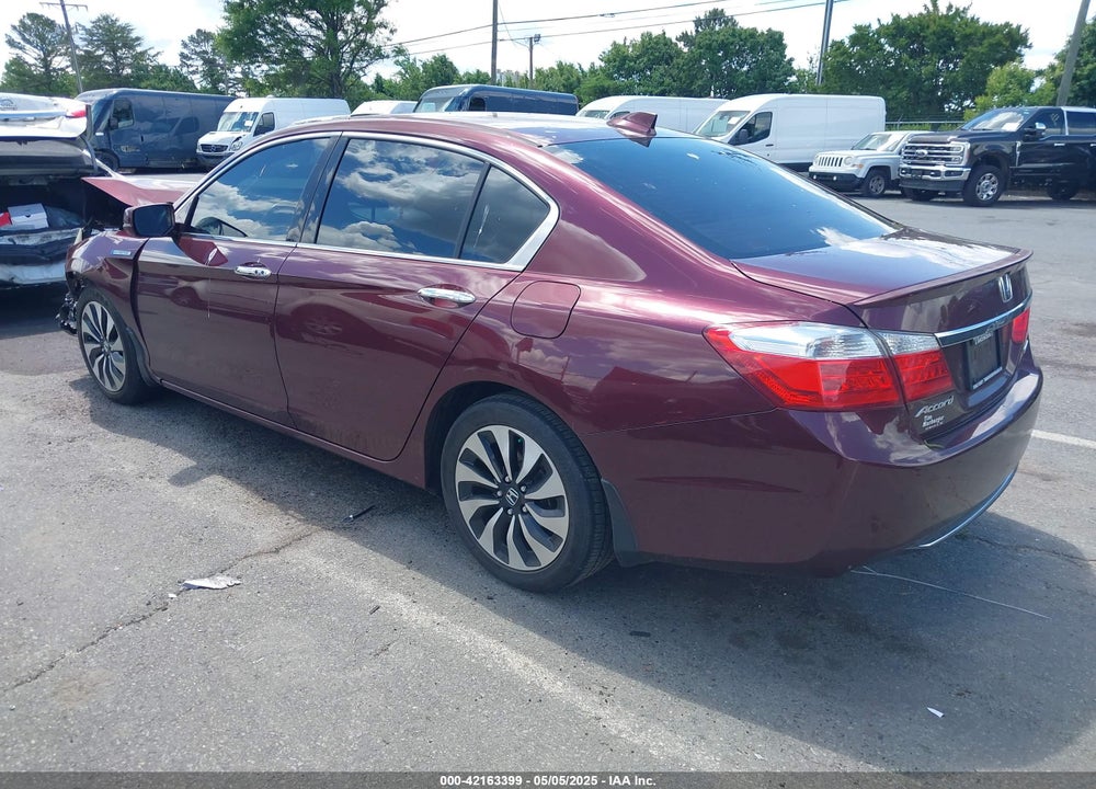 2015 HONDA ACCORD HYBRID VIN: 1HGCR6F56FA011193