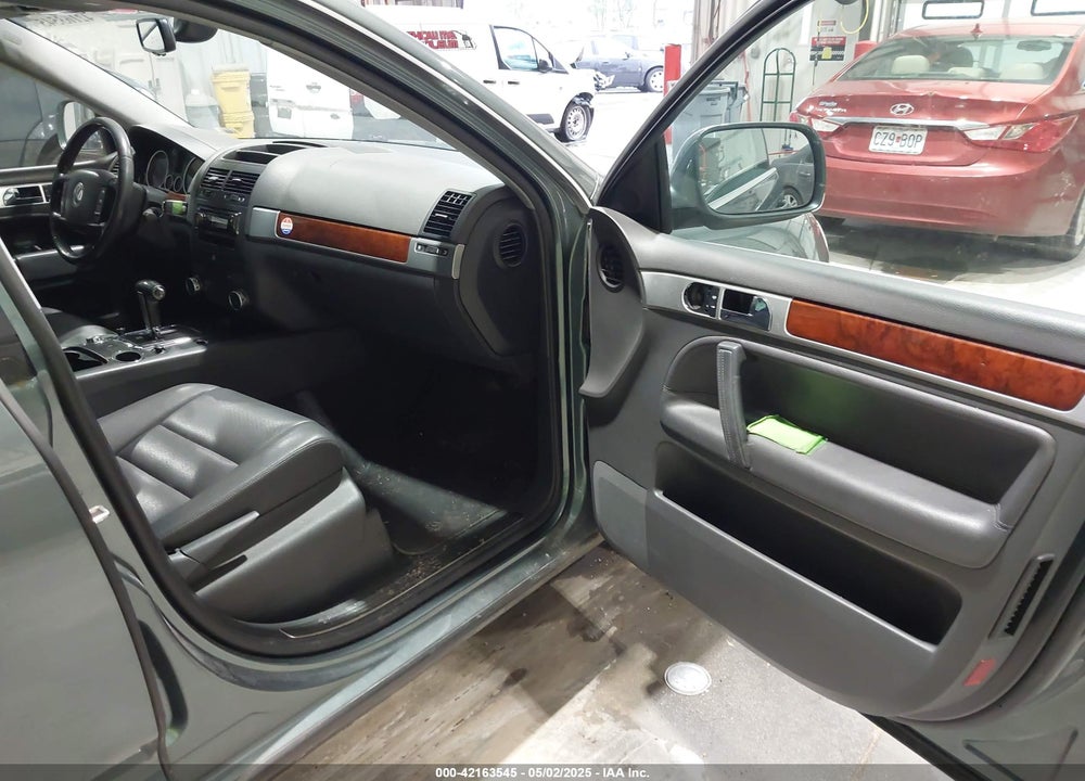 2007 VOLKSWAGEN TOUAREG V6 VIN: WVGZE77L17D000055