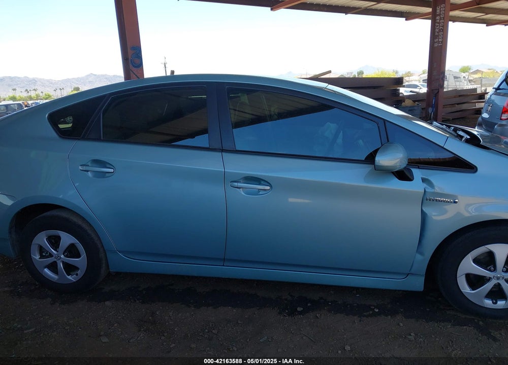2013 TOYOTA PRIUS THREE VIN: JTDKN3DU6D5686658