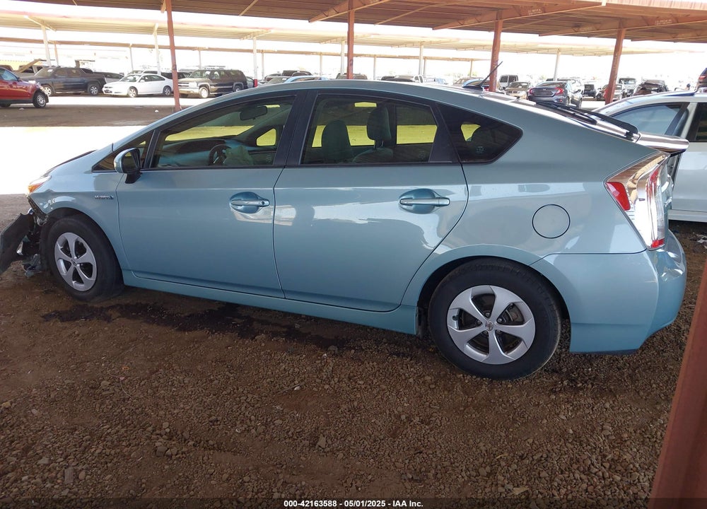2013 TOYOTA PRIUS THREE VIN: JTDKN3DU6D5686658