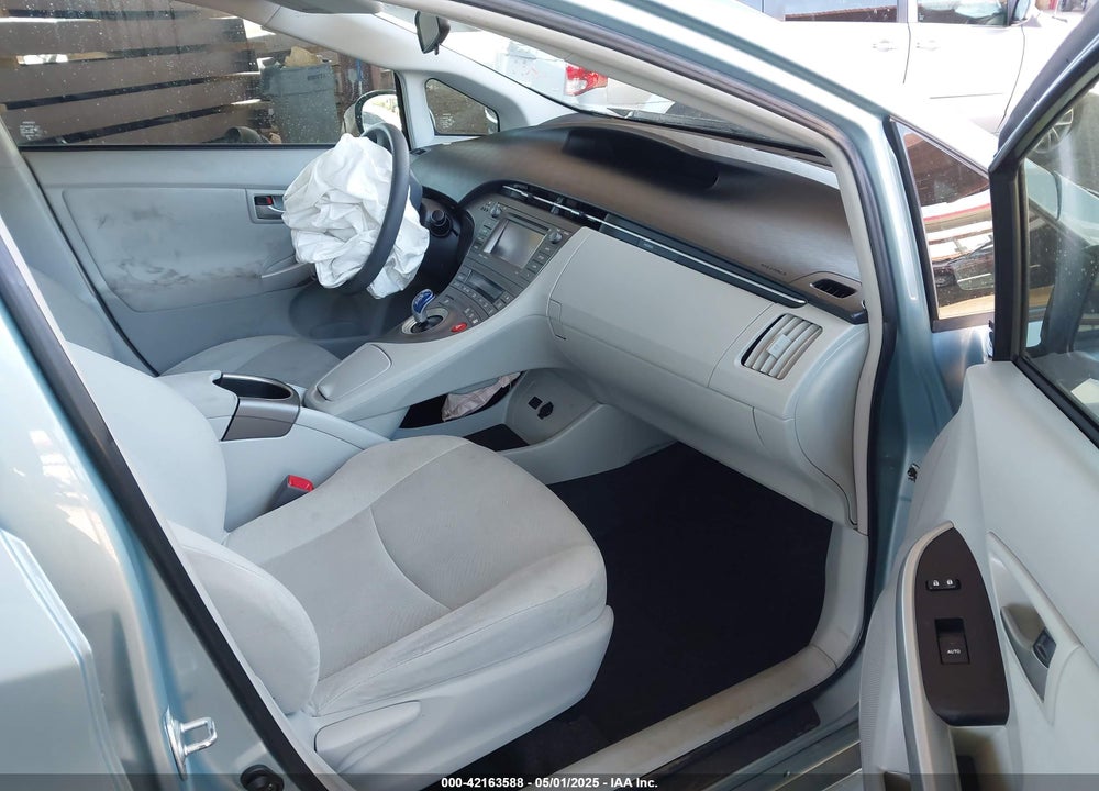 2013 TOYOTA PRIUS THREE VIN: JTDKN3DU6D5686658