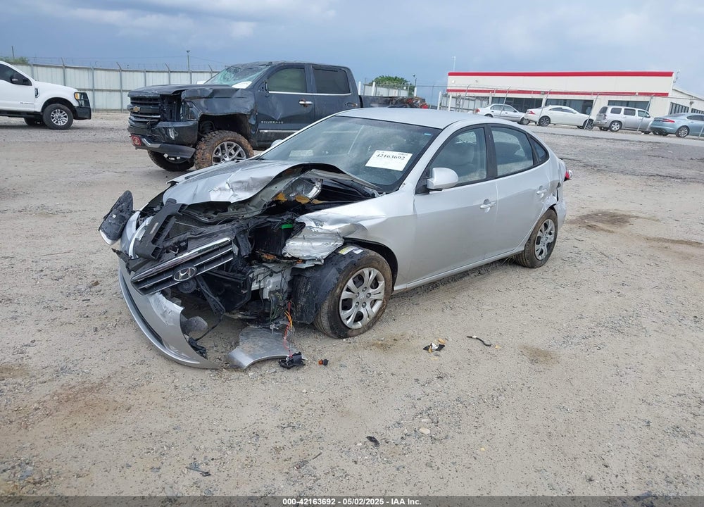 2010 HYUNDAI ELANTRA VIN: KMHDU4AD5AU826654