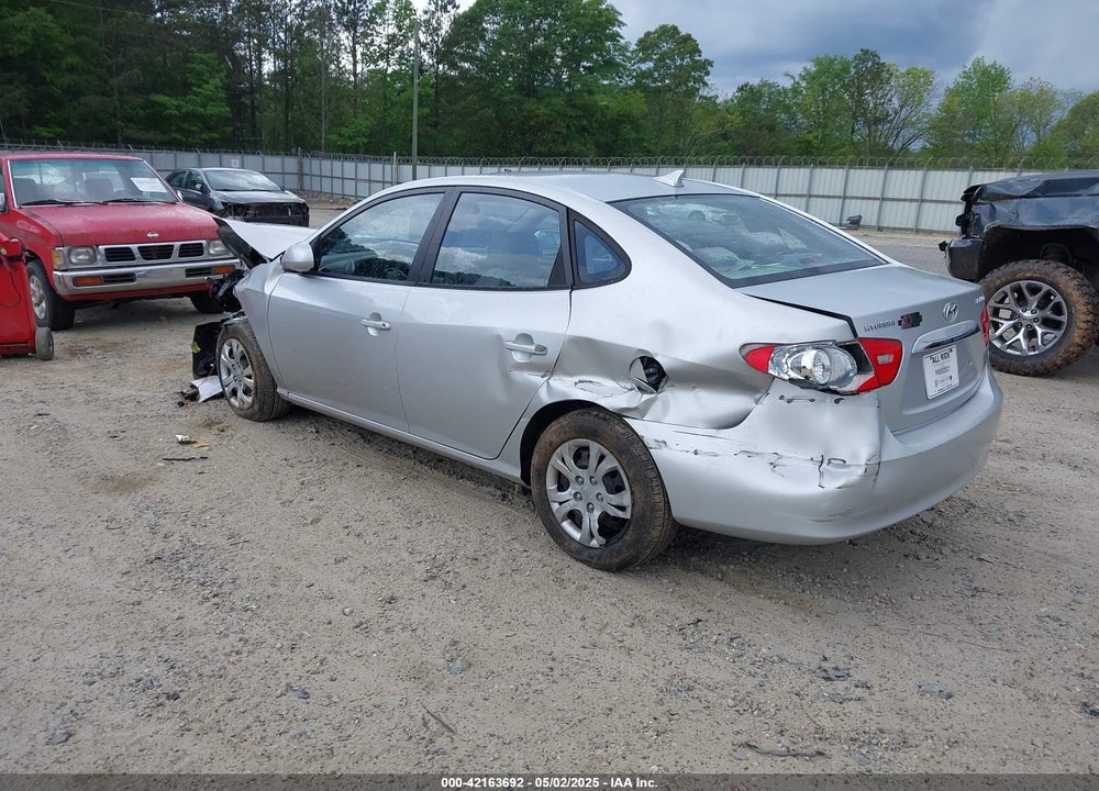 2010 HYUNDAI ELANTRA VIN: KMHDU4AD5AU826654