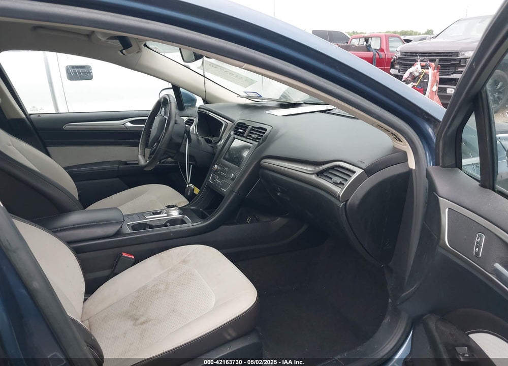 2019 FORD FUSION VIN: 3FA6P0HD8KR170032