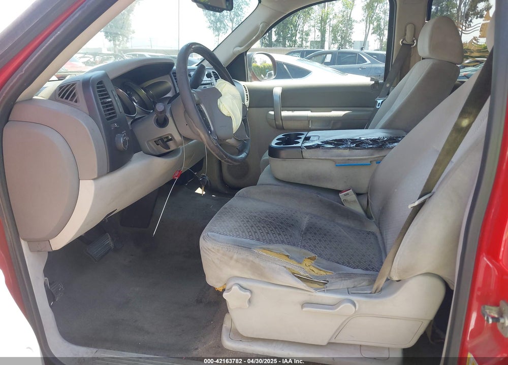 2007 GMC SIERRA 1500 VIN: 2GTEC13C971562549