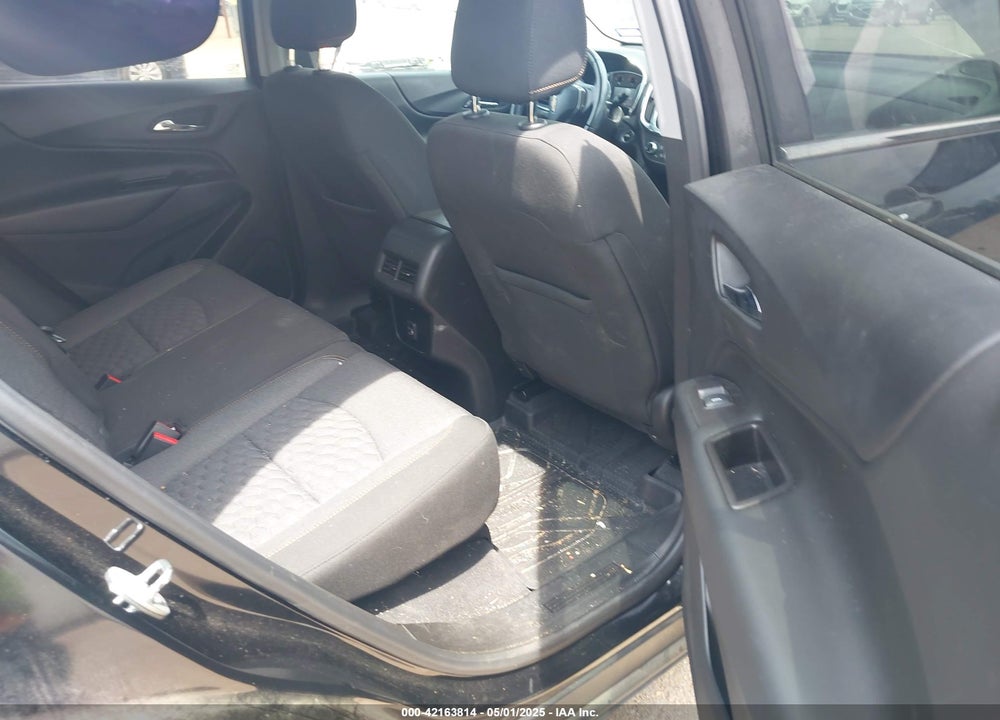 2020 CHEVROLET EQUINOX VIN: 2GNAXKEV3L6249671