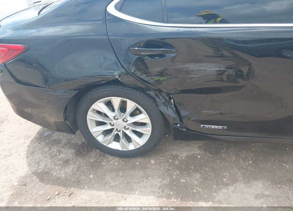 2014 LEXUS ES 300H VIN: JTHBW1GG3E2049722