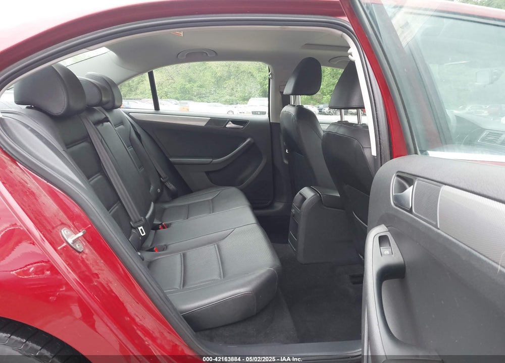 2017 VOLKSWAGEN JETTA VIN: 3VWDB7AJ8HM275777