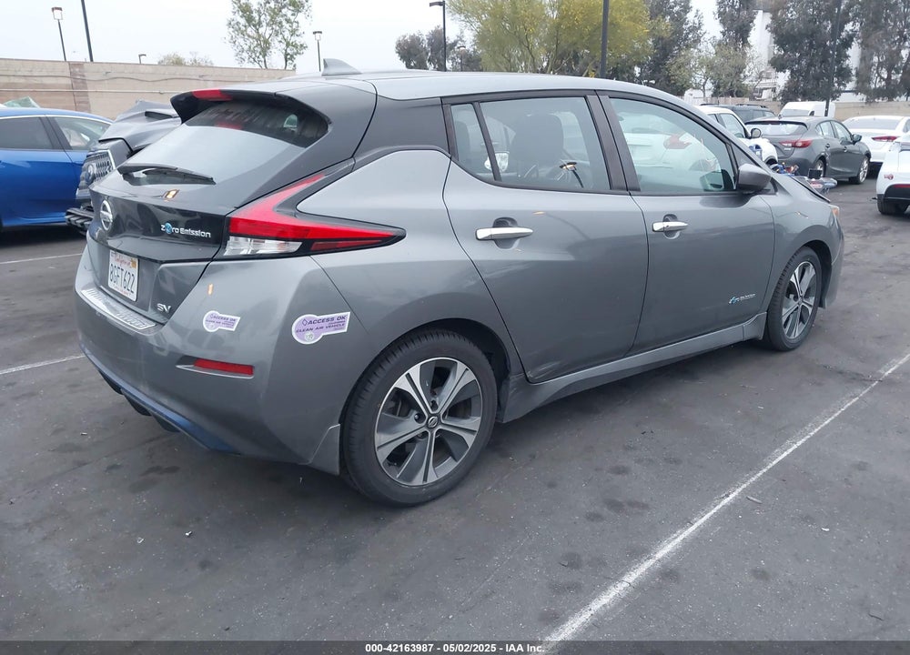 2018 NISSAN LEAF SV VIN: 1N4AZ1CP0JC308655