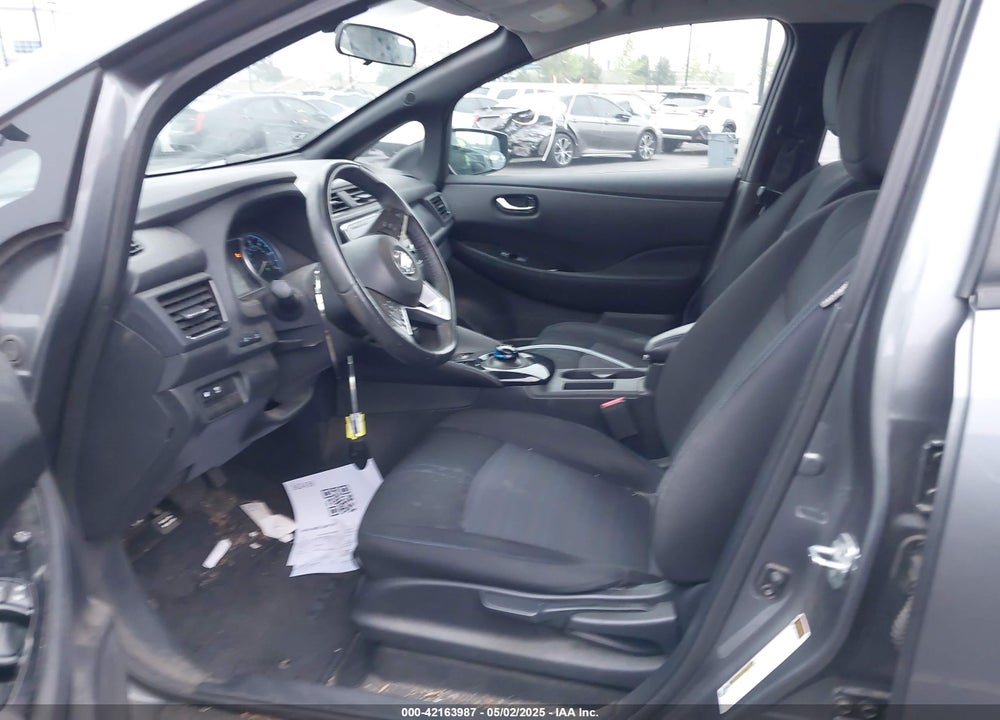 2018 NISSAN LEAF SV VIN: 1N4AZ1CP0JC308655