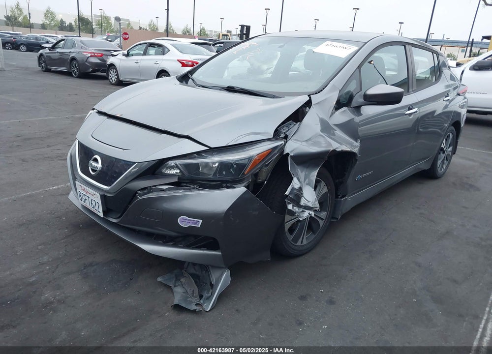 2018 NISSAN LEAF SV VIN: 1N4AZ1CP0JC308655