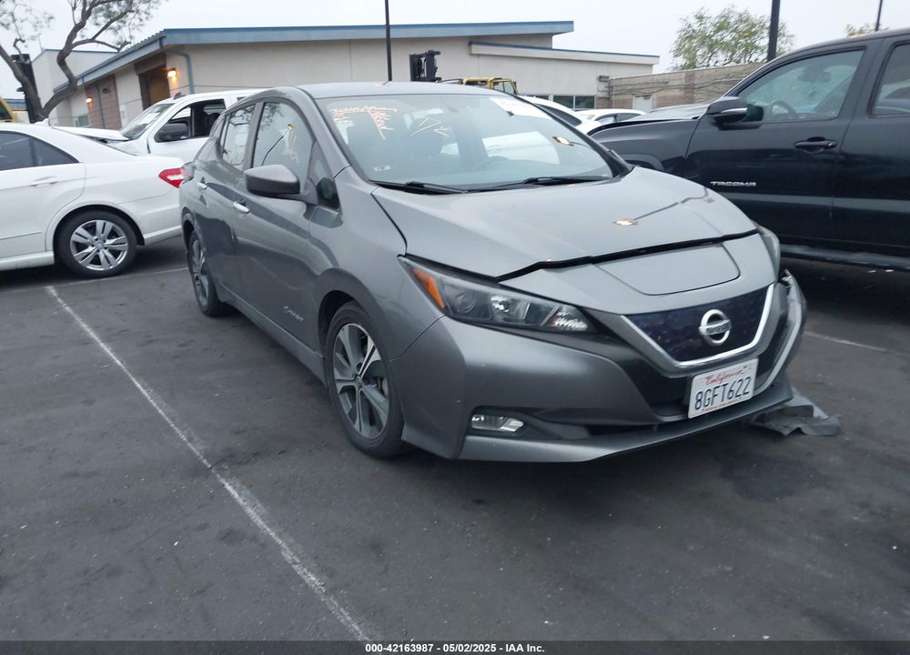 2018 NISSAN LEAF SV VIN: 1N4AZ1CP0JC308655
