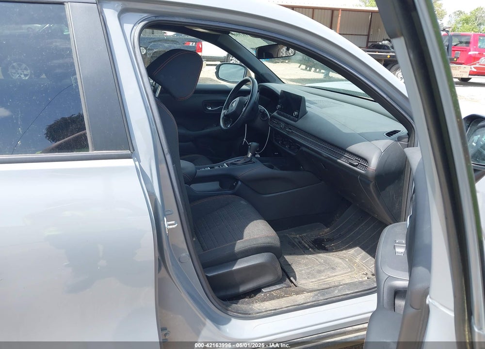2023 HONDA HR-V VIN: 3CZRZ1H55PM746657