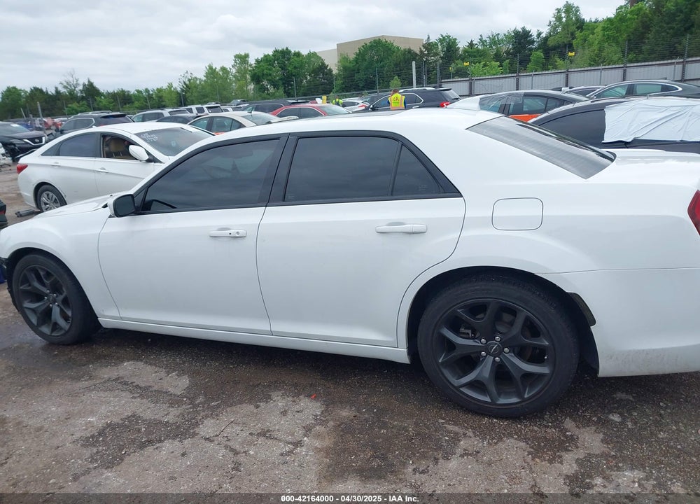 2022 CHRYSLER 300 VIN: 2C3CCABG3NH214380