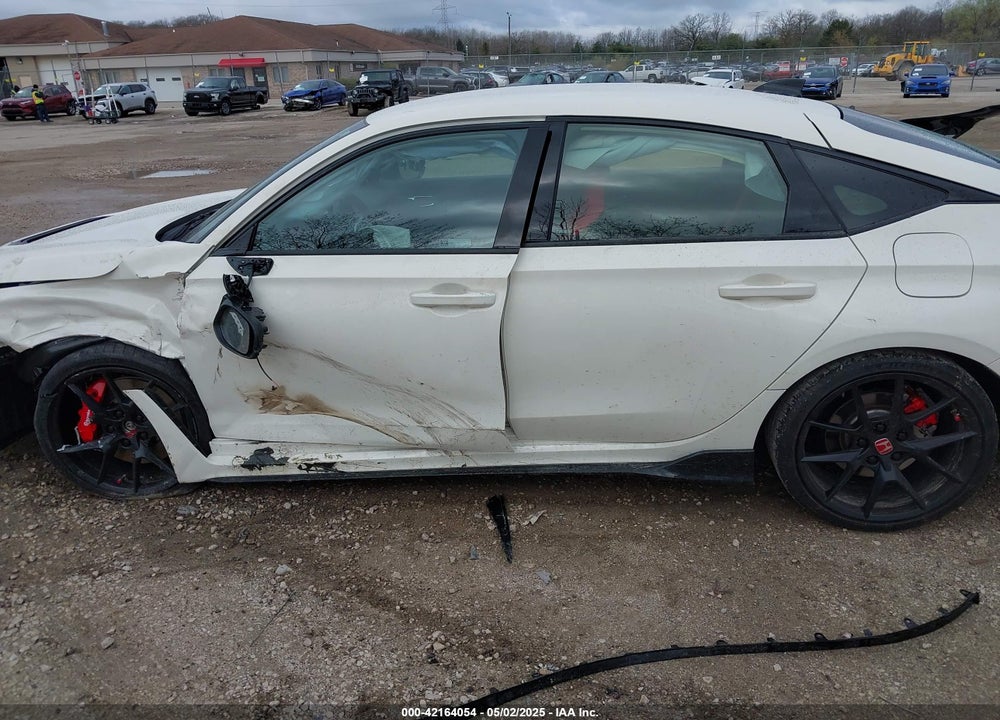 2024 HONDA CIVIC VIN: JHMFL5G49RX000945