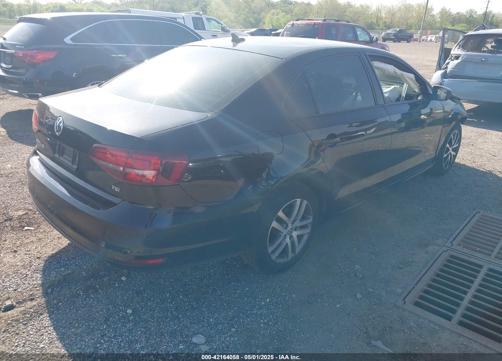 2016 VOLKSWAGEN JETTA VIN: 3VWD67AJ9GM258599