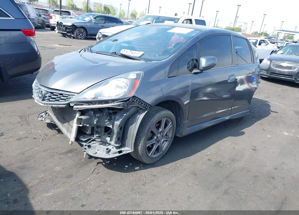 2013 HONDA FIT SPORT VIN: JHMGE8H58DC035192