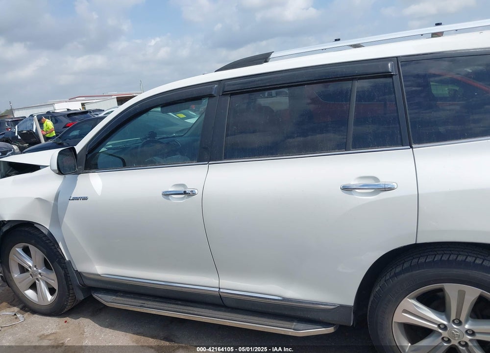 2013 TOYOTA HIGHLANDER LIMITED V6 VIN: 5TDYK3EH4DS141055