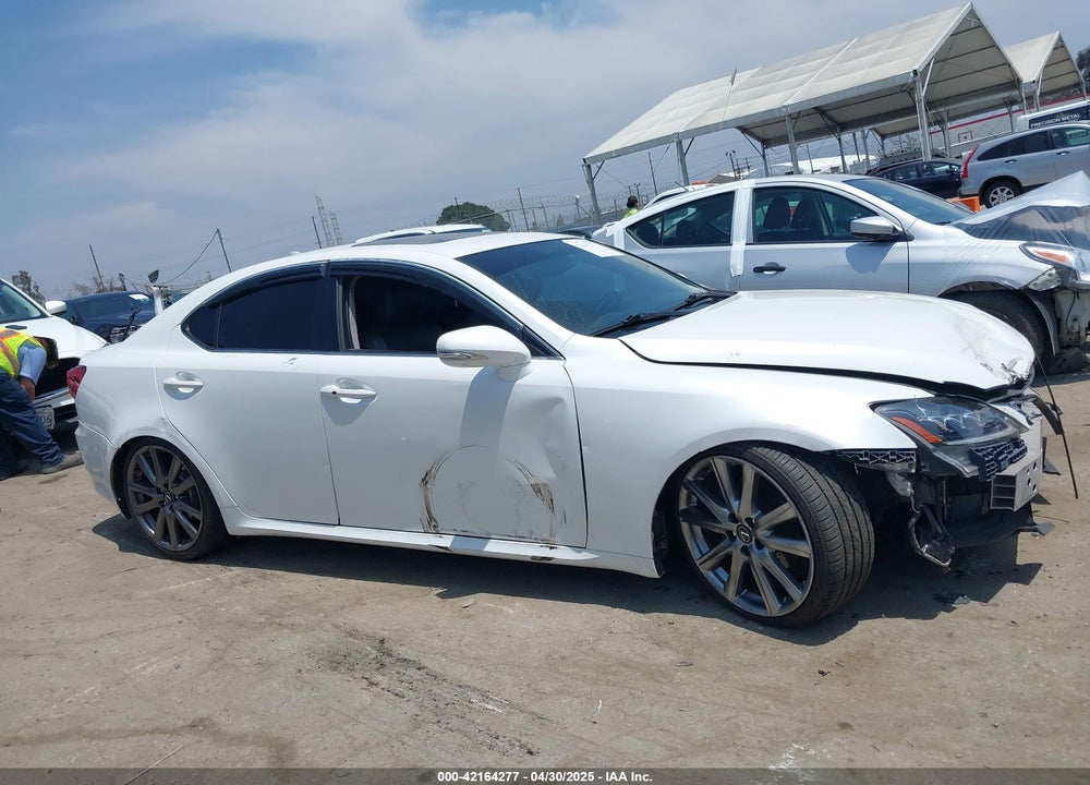 2009 LEXUS IS 250 VIN: JTHBK262892085774