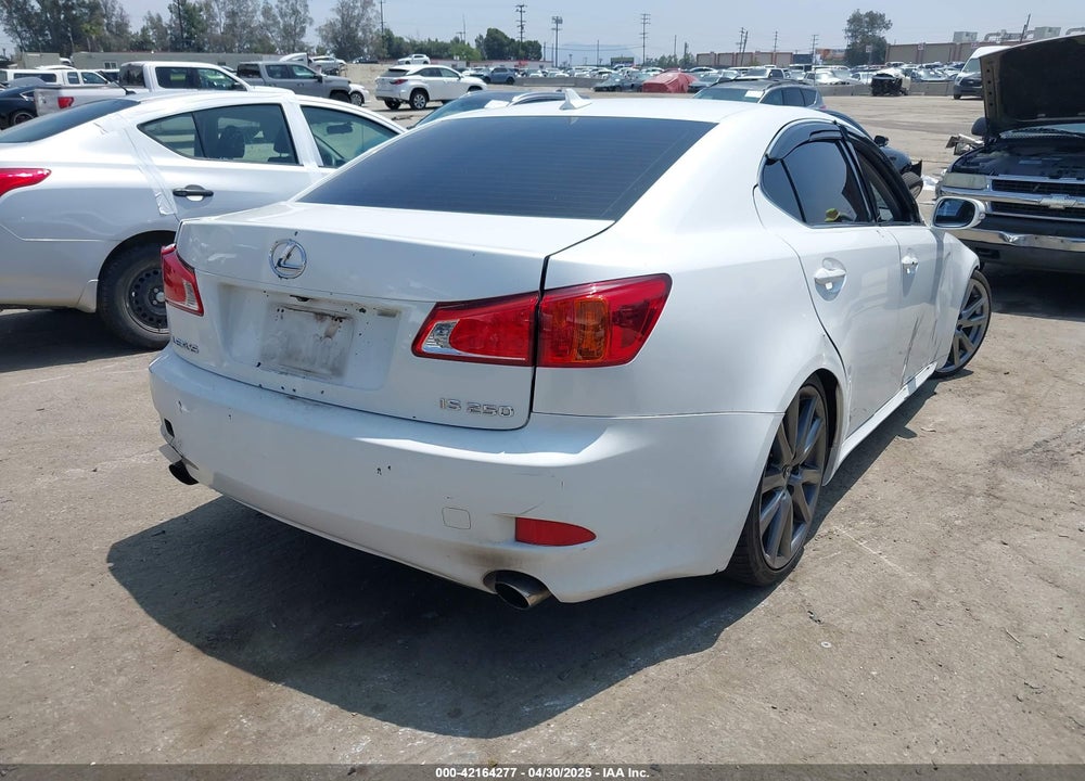 2009 LEXUS IS 250 VIN: JTHBK262892085774