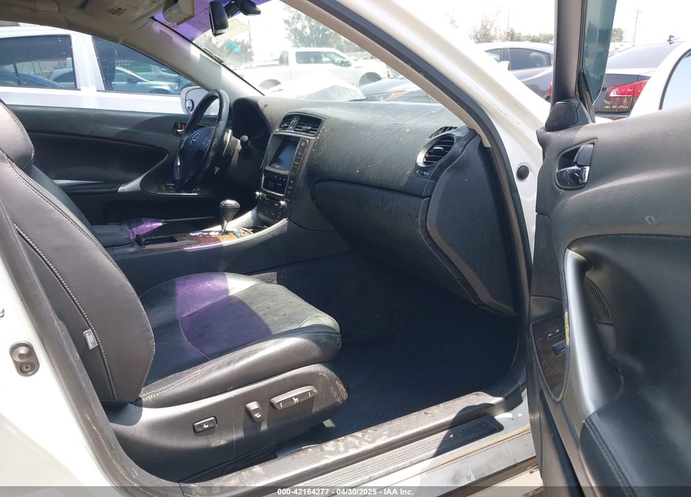 2009 LEXUS IS 250 VIN: JTHBK262892085774