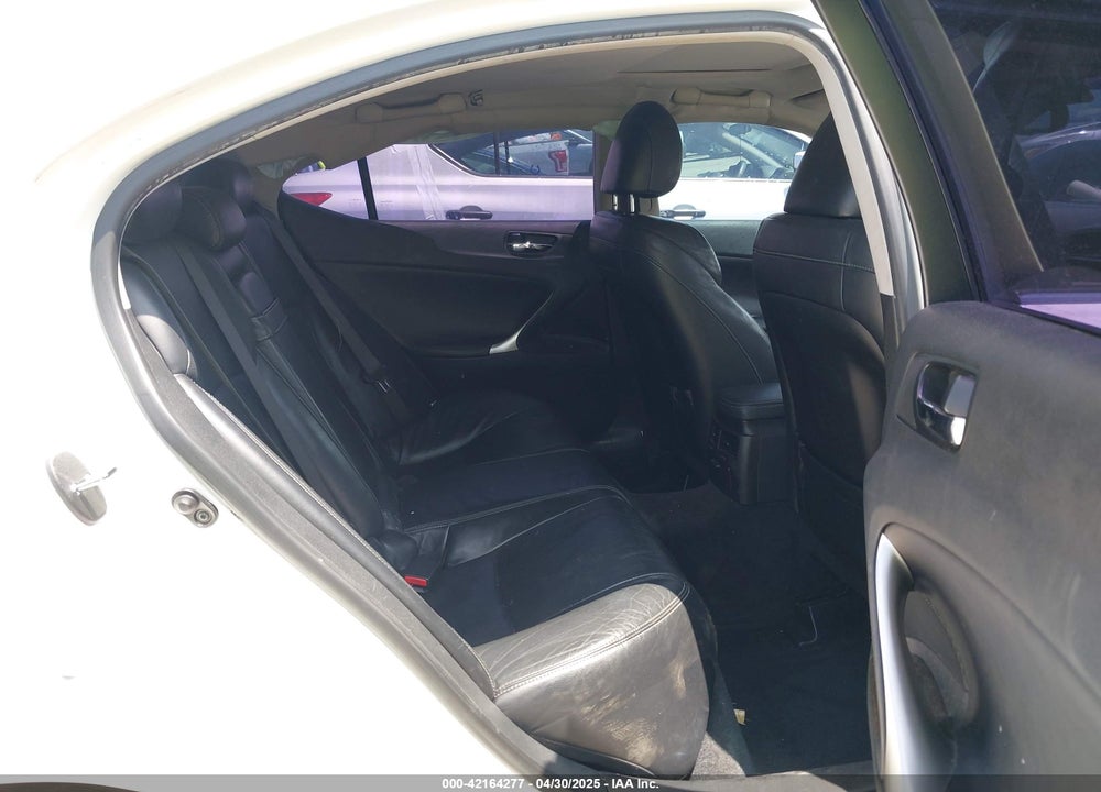 2009 LEXUS IS 250 VIN: JTHBK262892085774