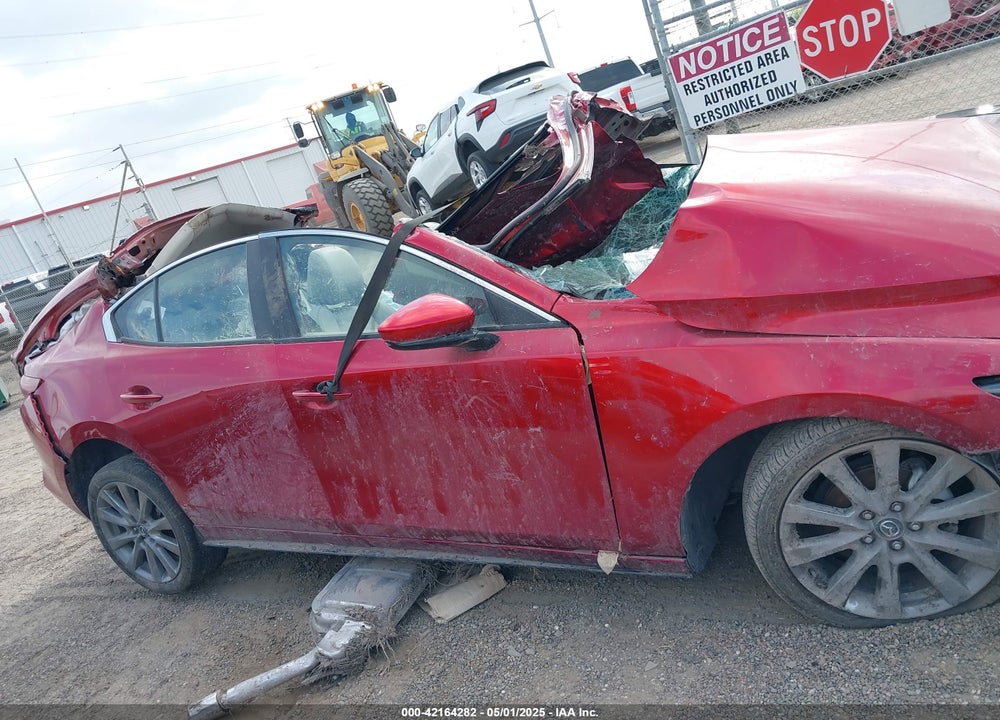 2024 MAZDA 3 2.5 S PREFERRED VIN: 3MZBPACM3RM400117