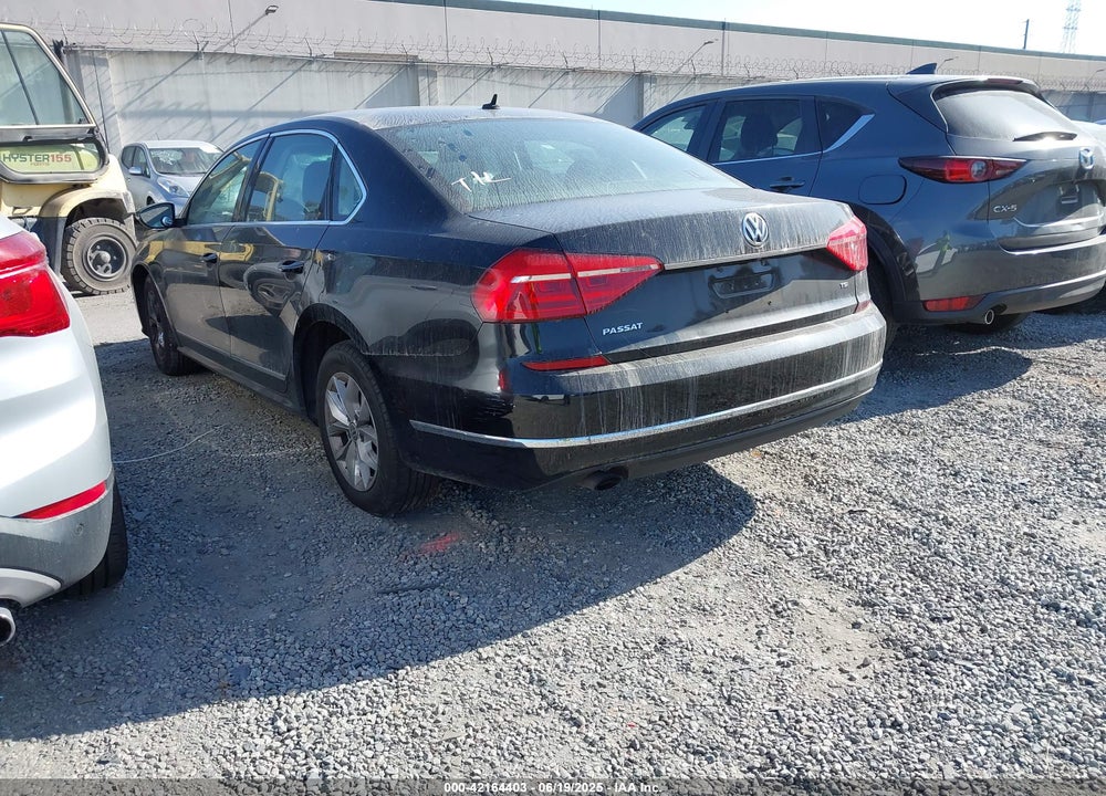 2016 VOLKSWAGEN PASSAT 1.8T S VIN: 1VWAT7A3XGC057096