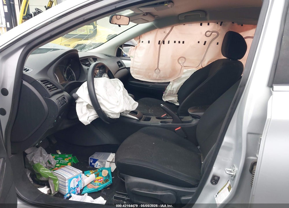 2019 NISSAN SENTRA VIN: 3N1AB7AP5KY372531