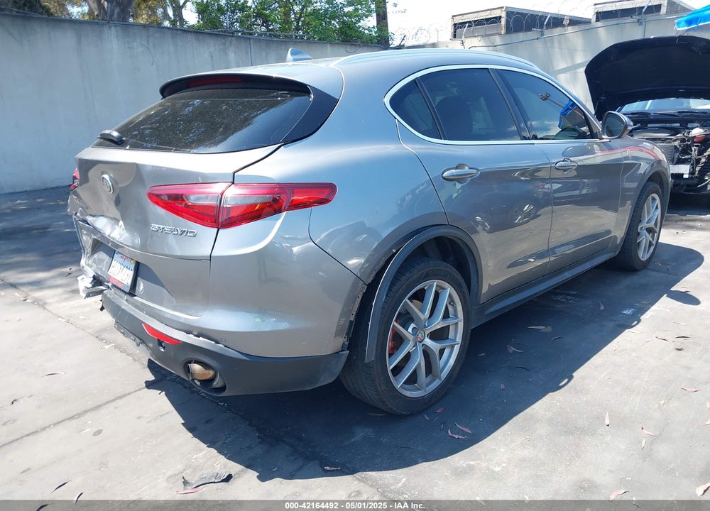 2018 ALFA ROMEO STELVIO VIN: ZASFAKAN1J7B91604