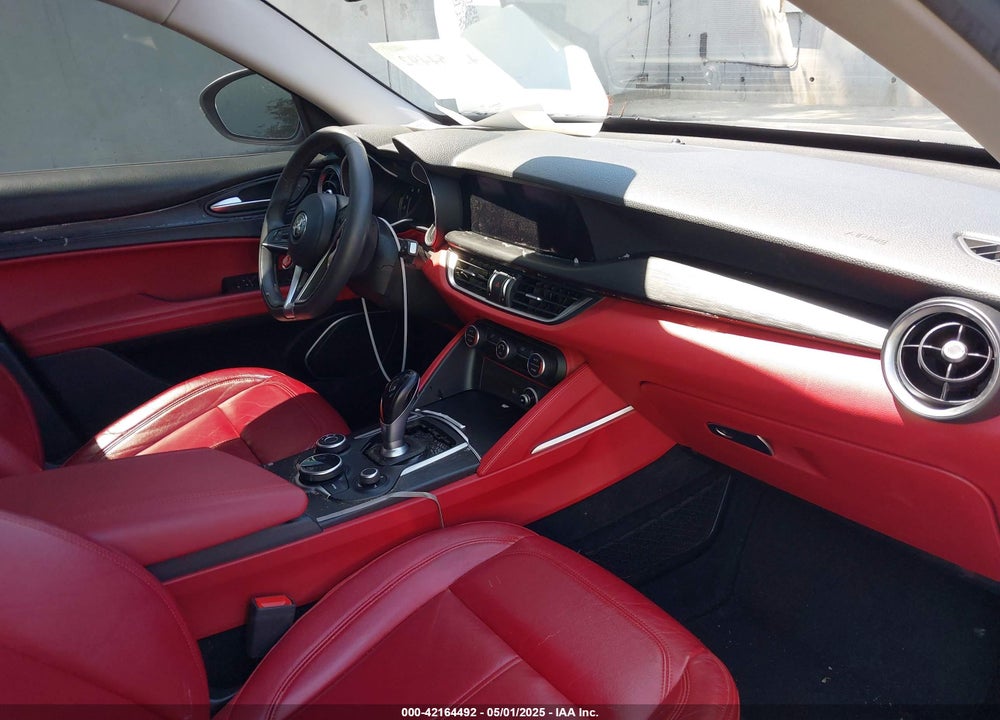2018 ALFA ROMEO STELVIO VIN: ZASFAKAN1J7B91604