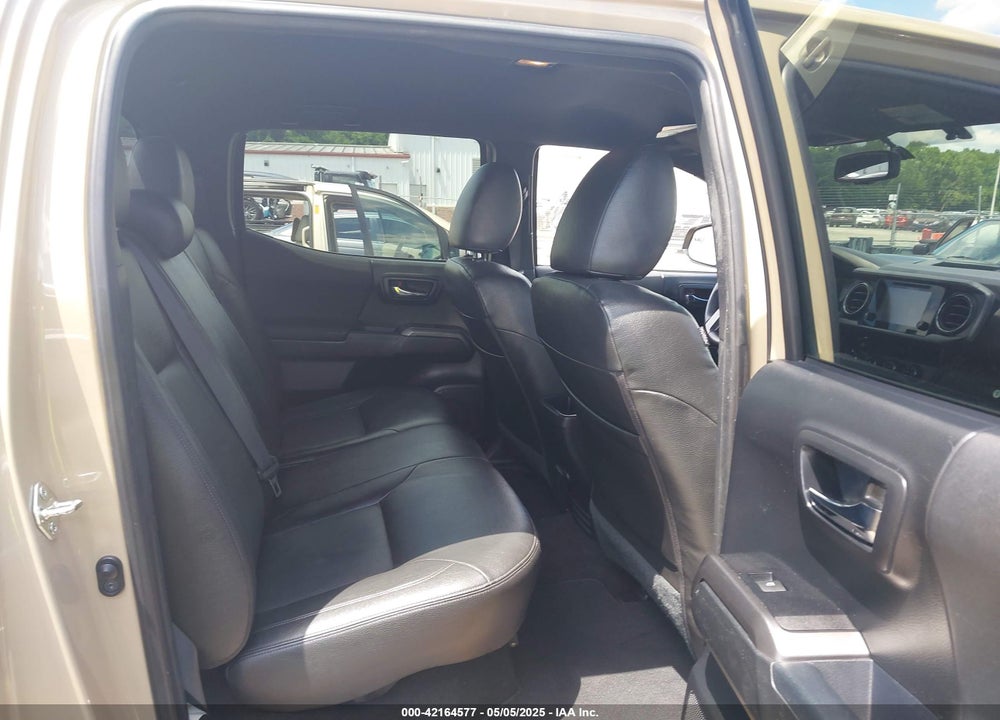 2017 TOYOTA TACOMA VIN: 5TFCZ5AN7HX102067