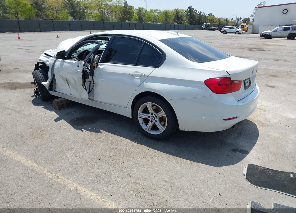 2014 BMW 320I VIN: WBA3B1G59ENS78028