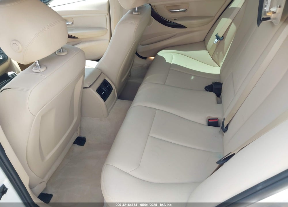 2014 BMW 320I VIN: WBA3B1G59ENS78028
