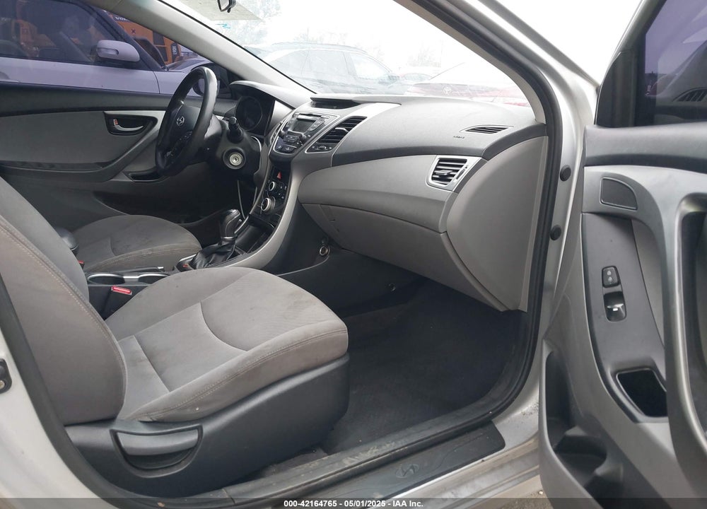 2016 HYUNDAI ELANTRA SE VIN: KMHDH4AE9GU490903