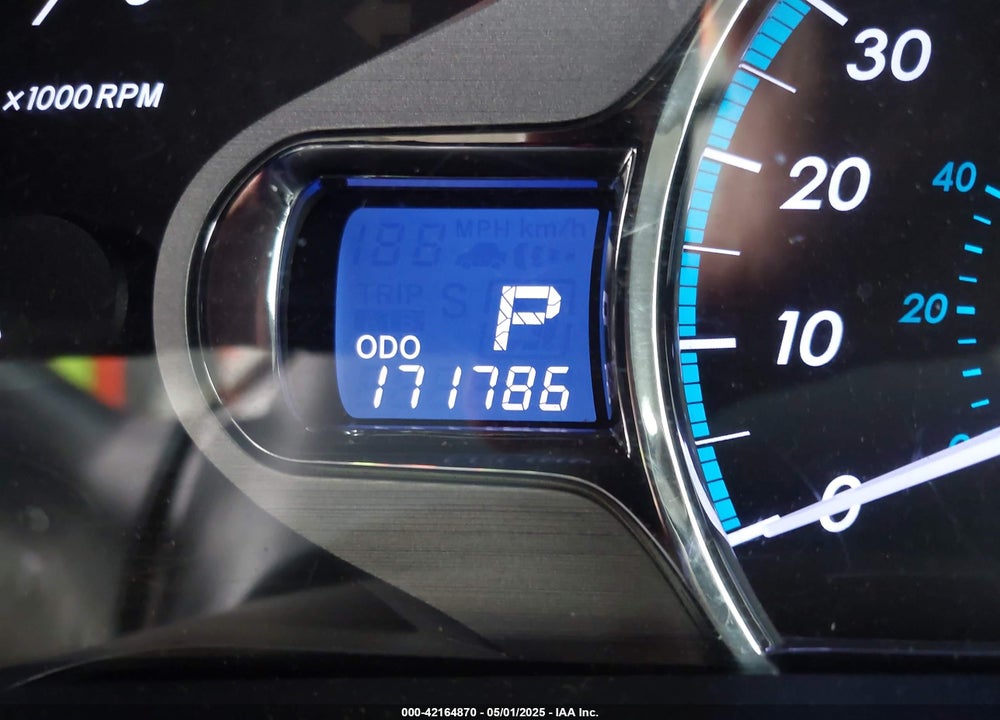 2013 TOYOTA SIENNA XLE V6 8 PASSENGER VIN: 5TDYK3DC5DS386789