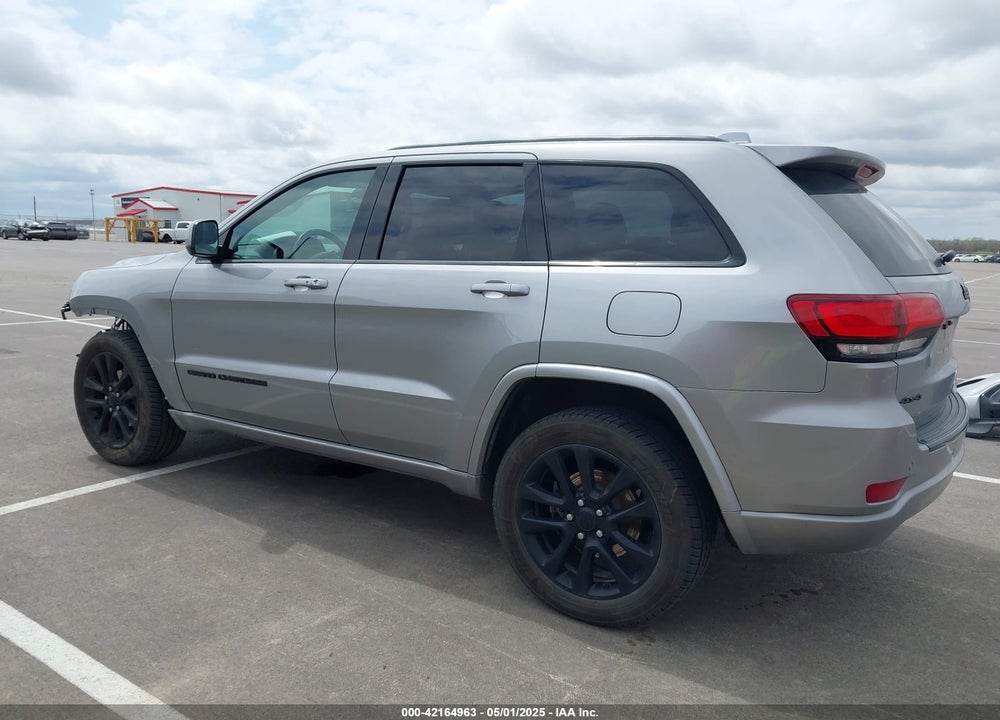 2017 JEEP GRAND CHEROKEE VIN: 1C4RJFAG1HC701921