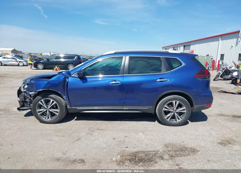 2018 NISSAN ROGUE VIN: 5N1AT2MT3JC787145